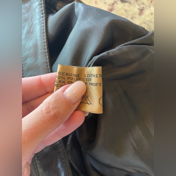 Rem Garson 100% lambskin leather fully lined pants size 4 waist 29” hip 35” - Picture 4 of 10